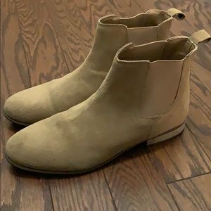 Urban Outfitters Chelsea Boots